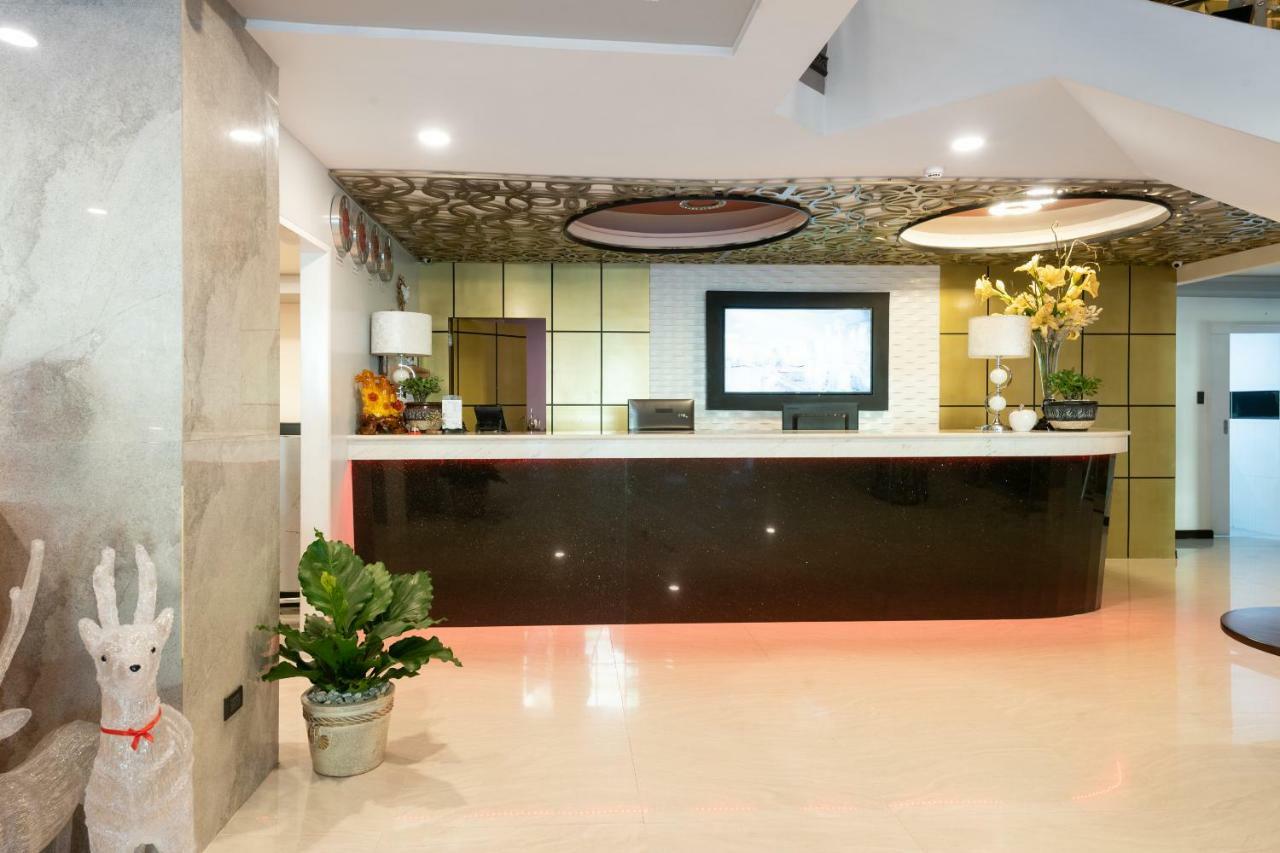 Oyo 171 Amore Hotel Muntinlupa City Bagian luar foto